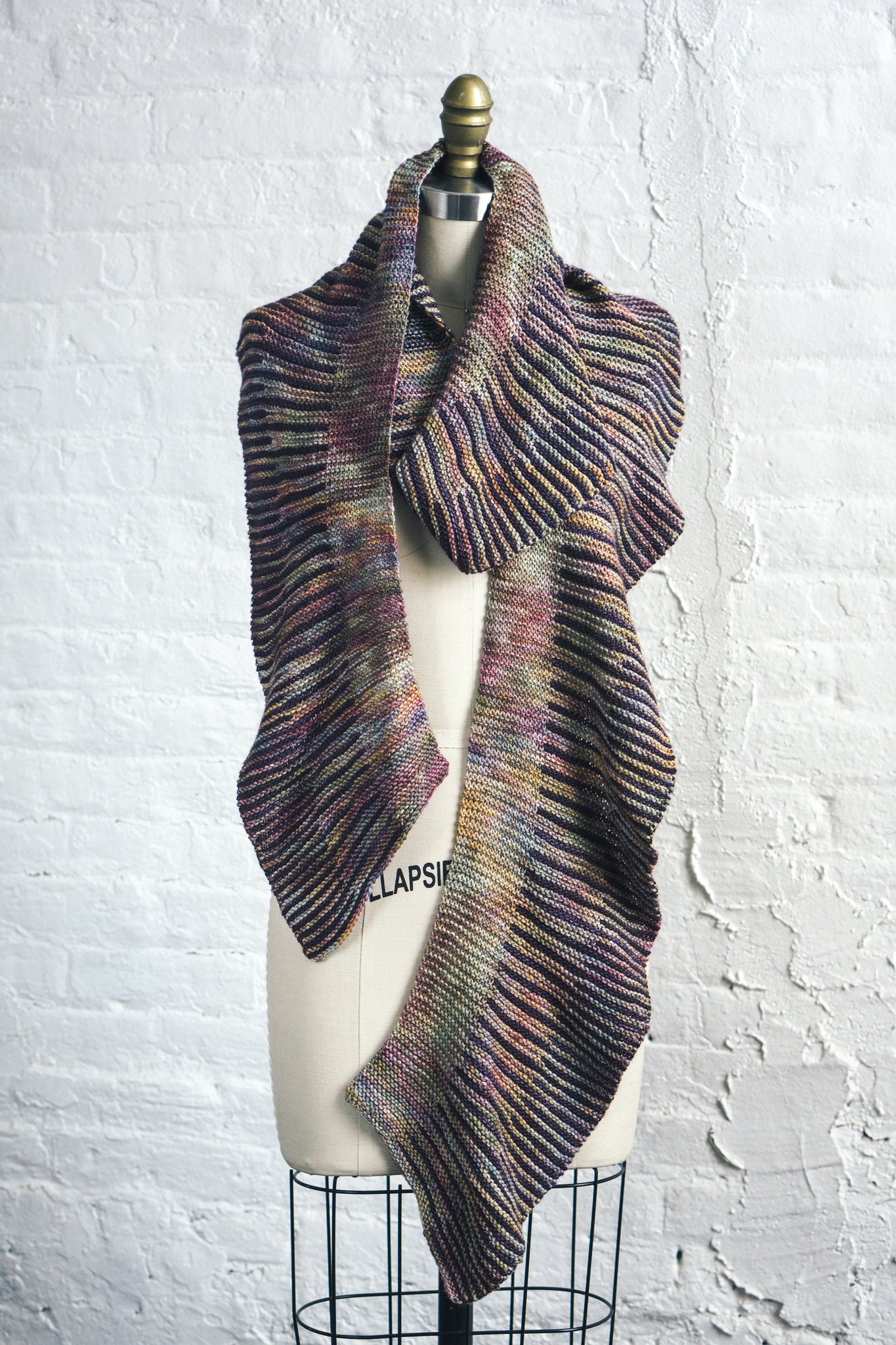 Twined Flowers Knitted Scarf Pattern
